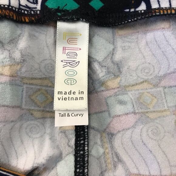 LuLaRoe House of Cards leggings tall & curvy - Picture 4 of 8